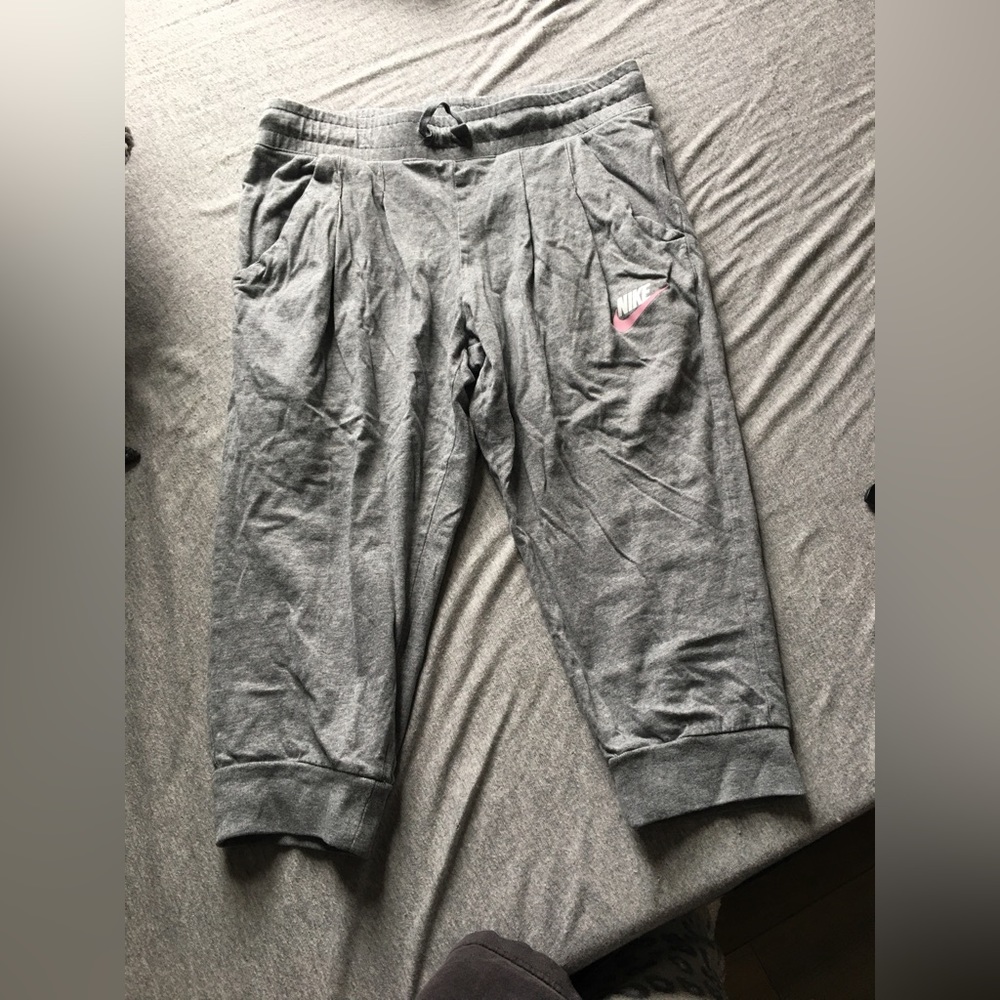 Cropped Nike leggings